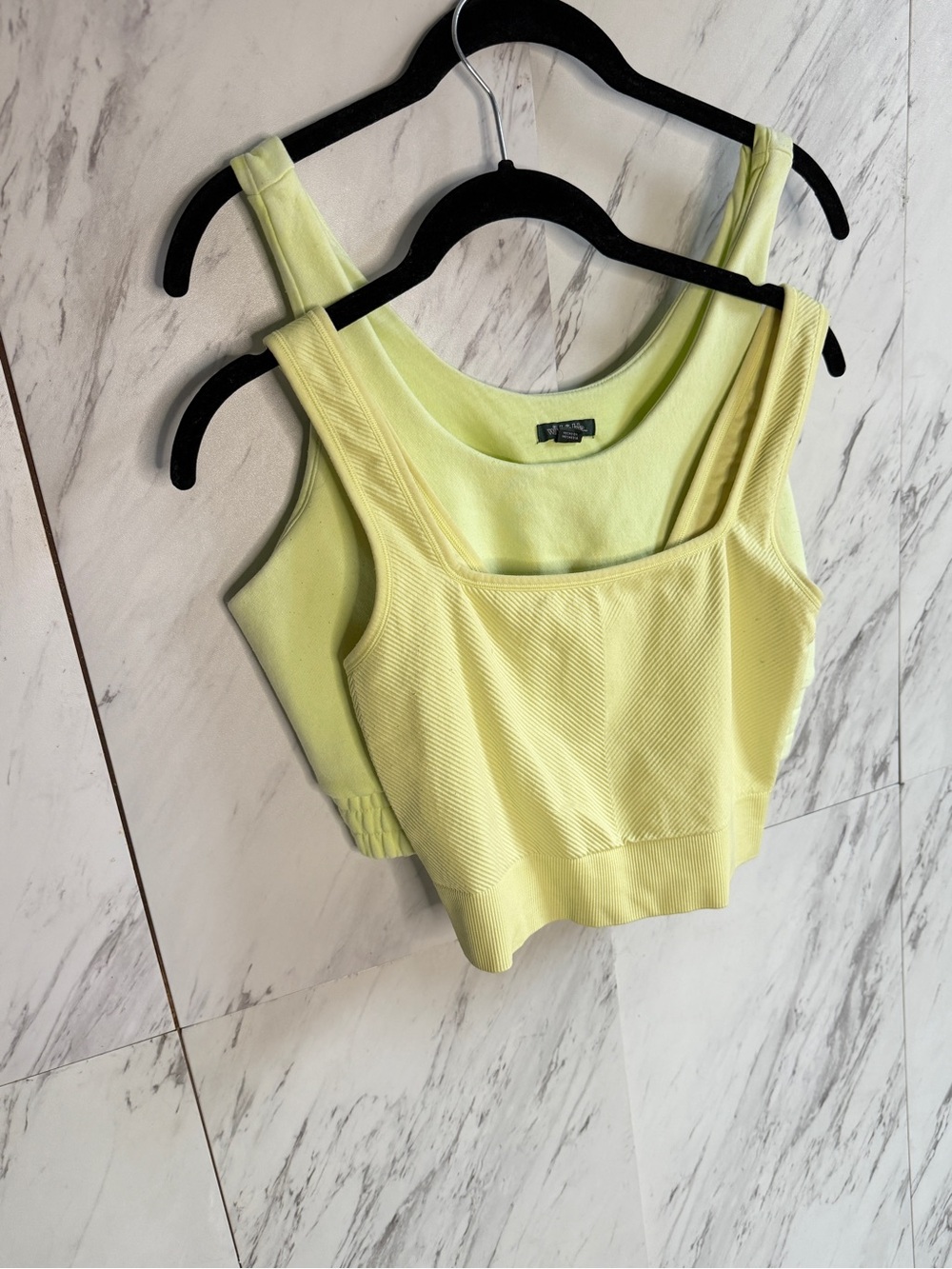 Bundle of 2 All In Motion Ribbed & Wild Fable Neon Crop Tops Sports Bras Medium - Picture 2 of 11
